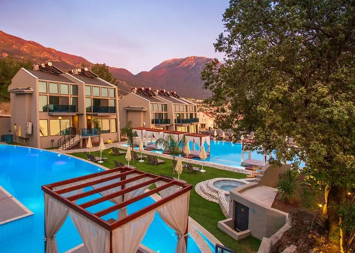 Orka Cove Hotel Penthouse&Suites